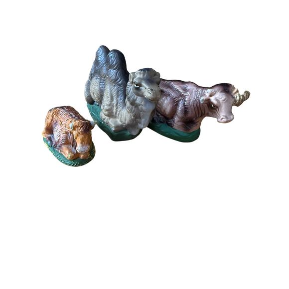 Vintage Nativity Scene handpainted made in italy with wooden scene - Picture 2 of 12